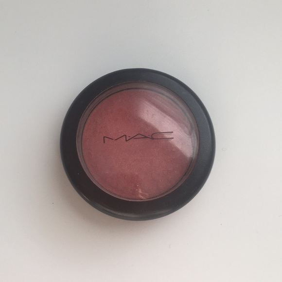 MAC Cosmetics Other - Mac Blush in Peachykeen